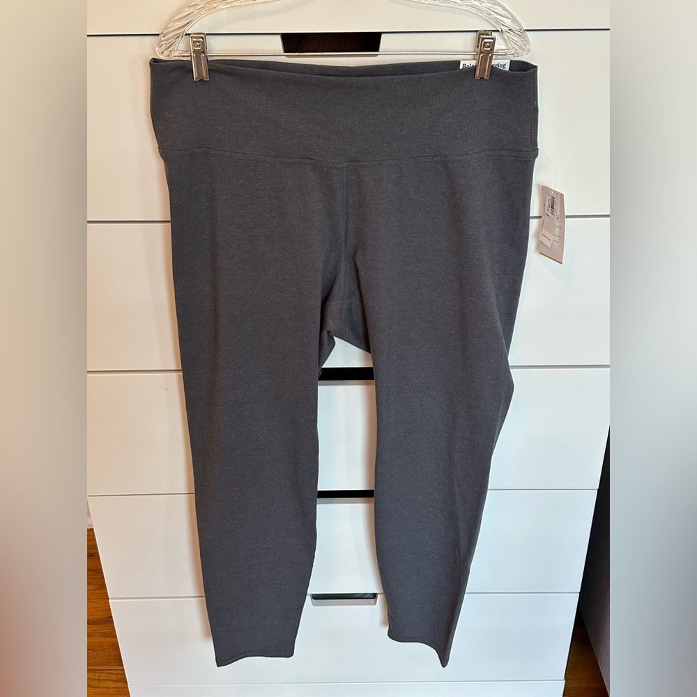 NWT Old Navy Go Dry Active leggings XXL